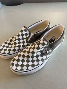 Vans Kids Checkerboard Slip-On Sneakers - Olive & White